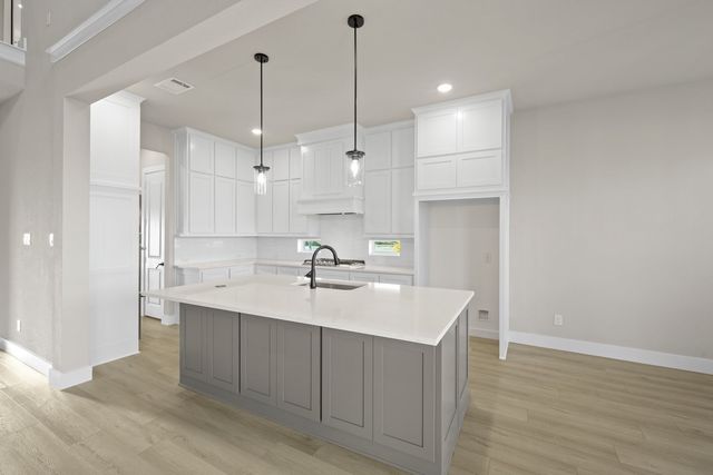 2101 Phoebe Drive, Mansfield, TX 76063