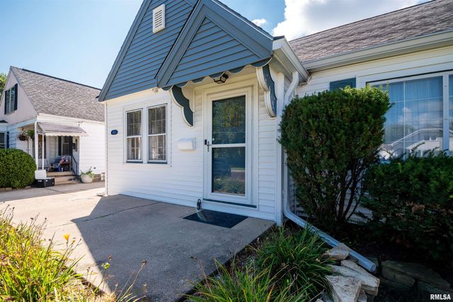 1020 E MAYWOOD Avenue, Peoria, IL 61603