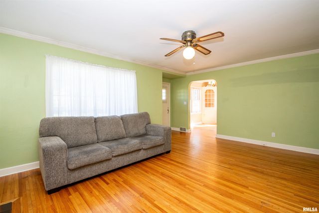 1020 E MAYWOOD Avenue, Peoria, IL 61603