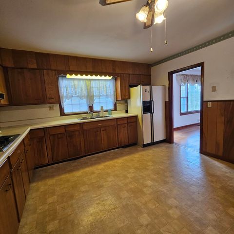 92 Highland Park Drive, Williamsburg, KY 40769