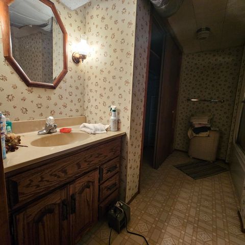 92 Highland Park Drive, Williamsburg, KY 40769