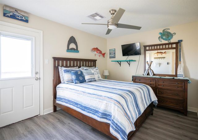 12919 Coronado Drive, Freeport, TX 77541
