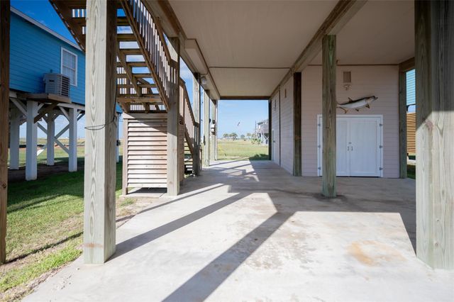 12919 Coronado Drive, Freeport, TX 77541