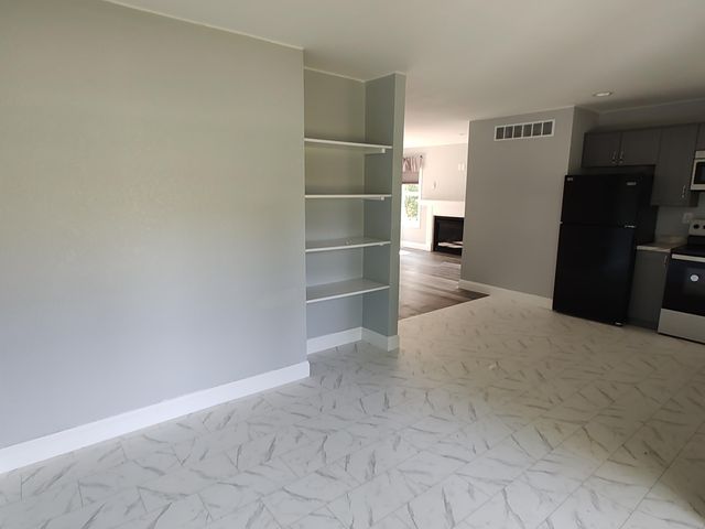 325 N Lincoln Street, City Of Bronson, MI 49028