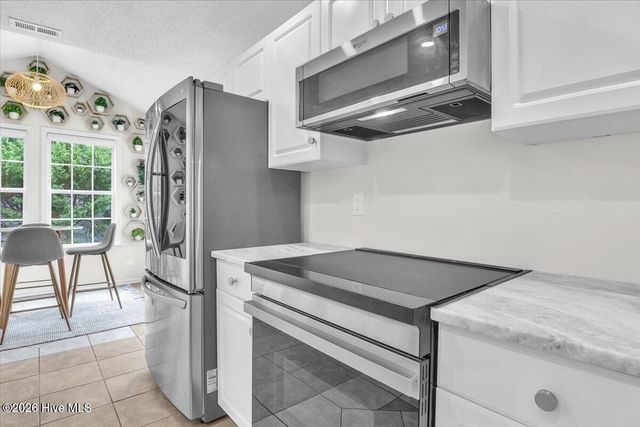 221 NE 60th Street, Oak Island, NC 28465