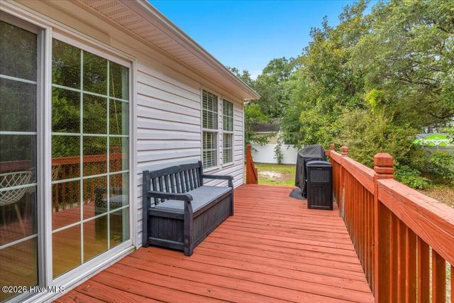 221 NE 60th Street, Oak Island, NC 28465