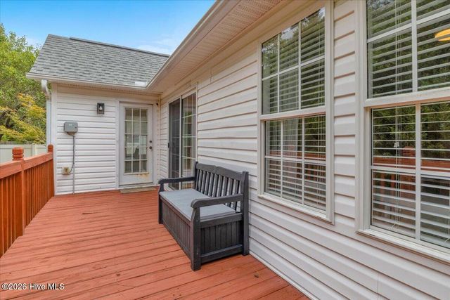 221 NE 60th Street, Oak Island, NC 28465