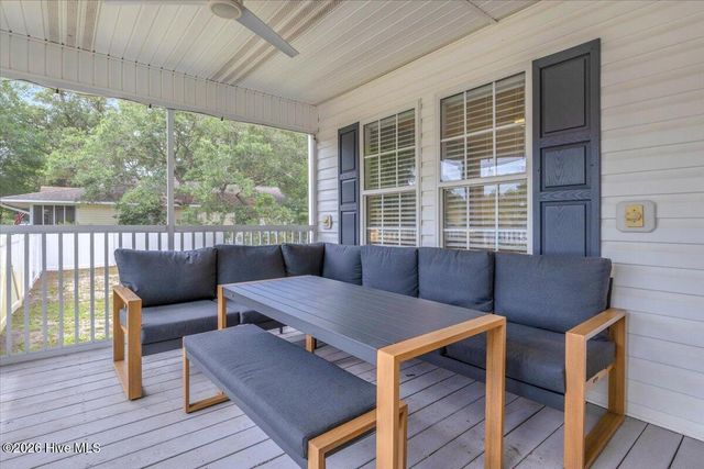 221 NE 60th Street, Oak Island, NC 28465