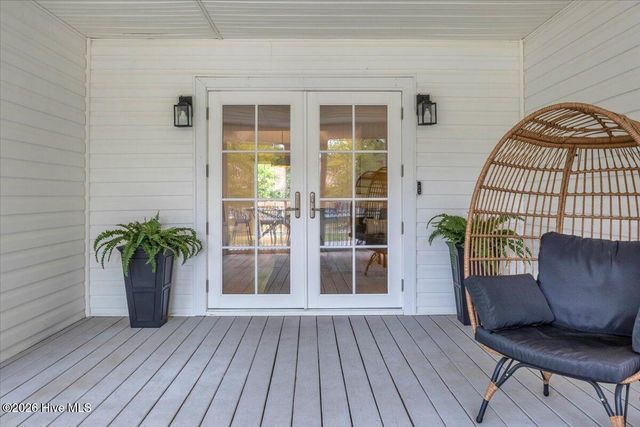 221 NE 60th Street, Oak Island, NC 28465