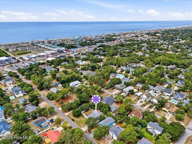 221 NE 60th Street, Oak Island, NC 28465