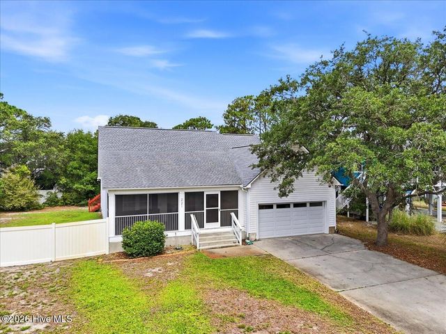 221 NE 60th Street, Oak Island, NC 28465