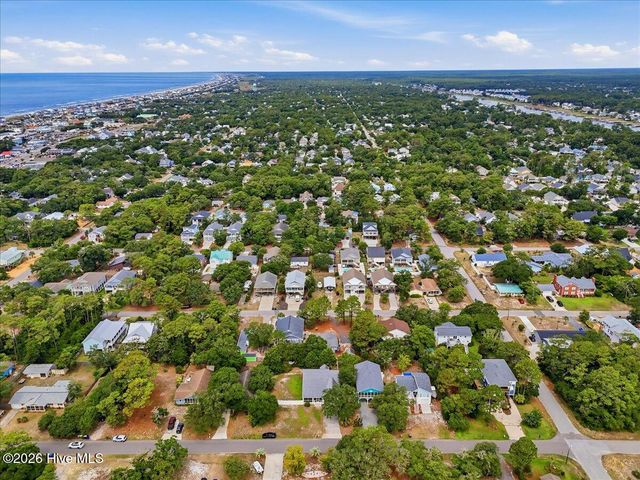 221 NE 60th Street, Oak Island, NC 28465