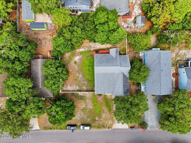 221 NE 60th Street, Oak Island, NC 28465