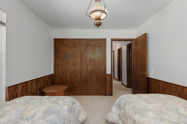 10100 Bridge Lake Road, Springfield Charter Township, MI 48348