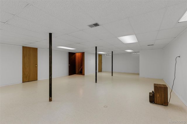 10100 Bridge Lake Road, Springfield Charter Township, MI 48348