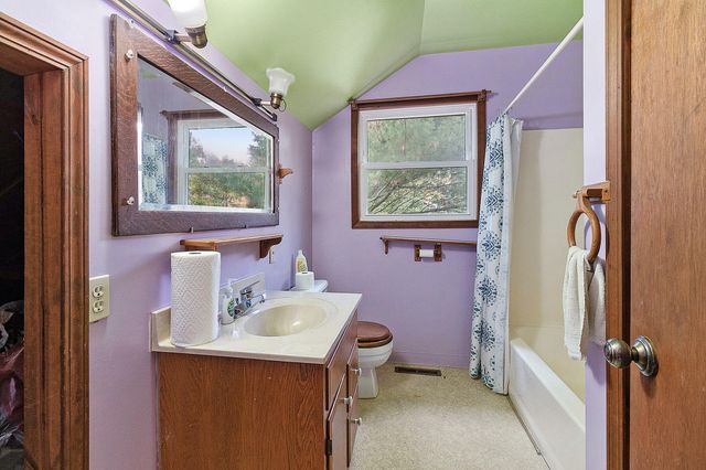559 E Sands Street, Pentwater Vlg, MI 49449