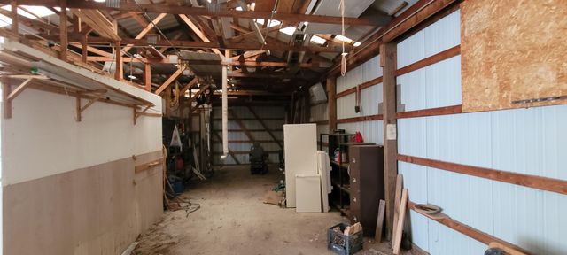 559 E Sands Street, Pentwater Vlg, MI 49449