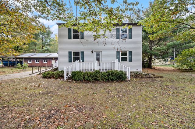 559 E Sands Street, Pentwater Vlg, MI 49449