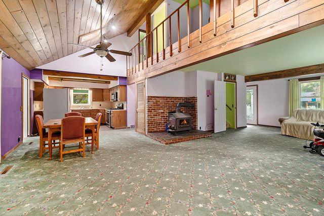559 E Sands Street, Pentwater Vlg, MI 49449