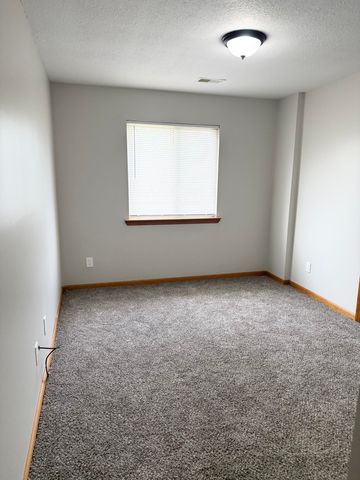 9669 Wildflower Court 8, Van Buren Twp, MI 48111