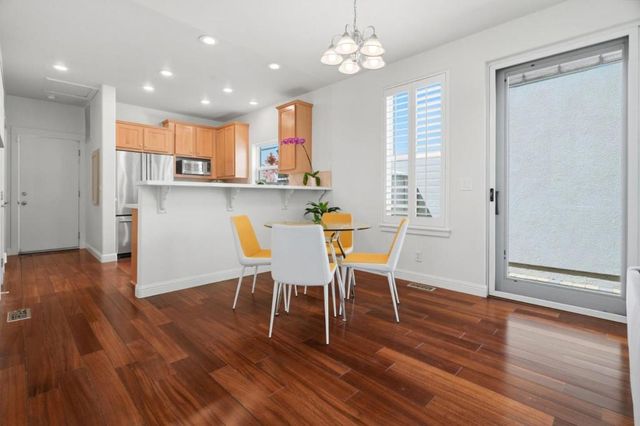 135 Creekside Village Drive, Los Gatos, CA 95032