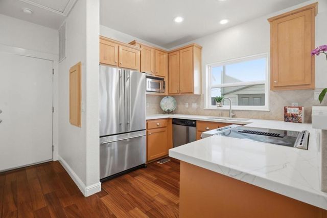 135 Creekside Village Drive, Los Gatos, CA 95032