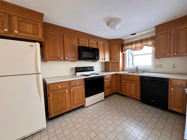 23 Indian Cove Way 23, Easton, MA 02375