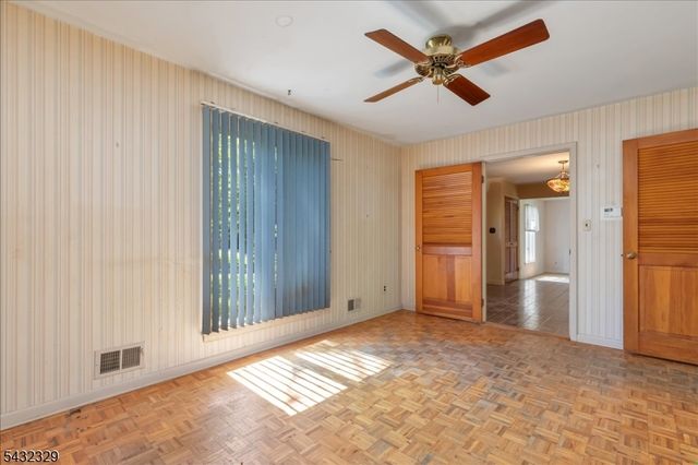 8 Branko Rd, Berkeley Heights Twp., NJ 07922