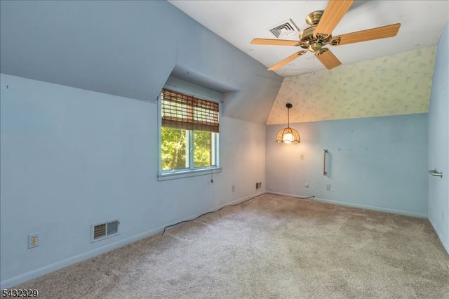 8 Branko Rd, Berkeley Heights Twp., NJ 07922