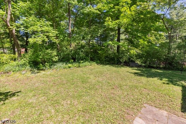 8 Branko Rd, Berkeley Heights Twp., NJ 07922