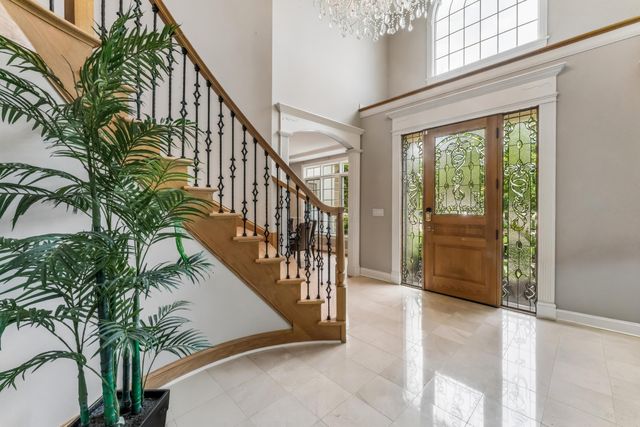 8914 Tartan Fields Drive, Dublin, OH 43017