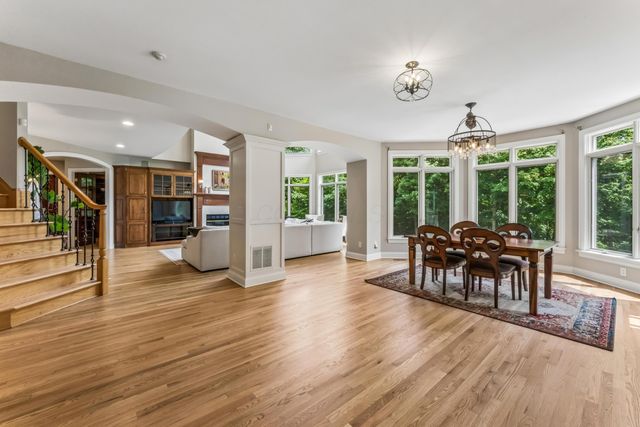8914 Tartan Fields Drive, Dublin, OH 43017