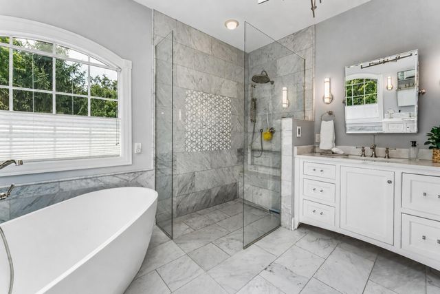 8914 Tartan Fields Drive, Dublin, OH 43017