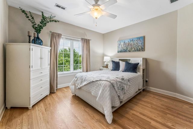 8914 Tartan Fields Drive, Dublin, OH 43017