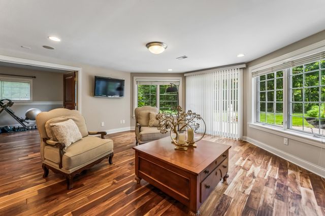 8914 Tartan Fields Drive, Dublin, OH 43017