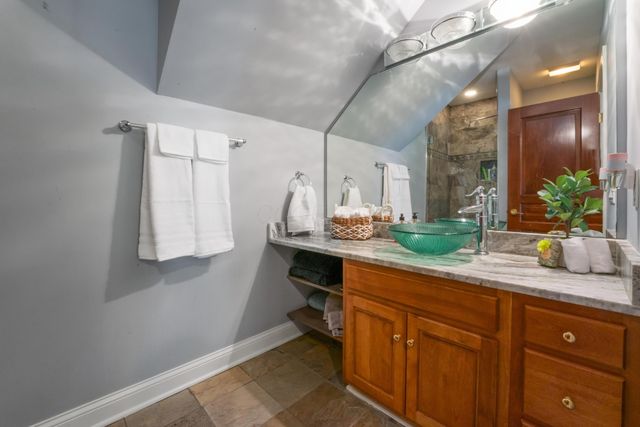 8914 Tartan Fields Drive, Dublin, OH 43017