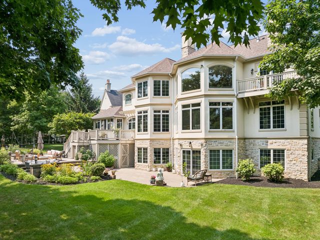 8914 Tartan Fields Drive, Dublin, OH 43017