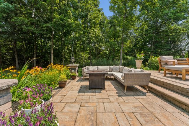 8914 Tartan Fields Drive, Dublin, OH 43017