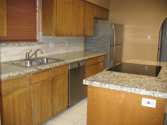 6030 Gallant Forest Drive, Houston, TX 77088