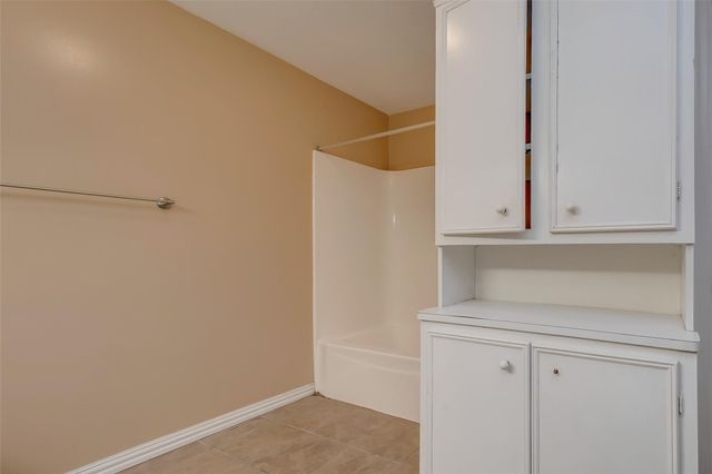 6030 Gallant Forest Drive, Houston, TX 77088