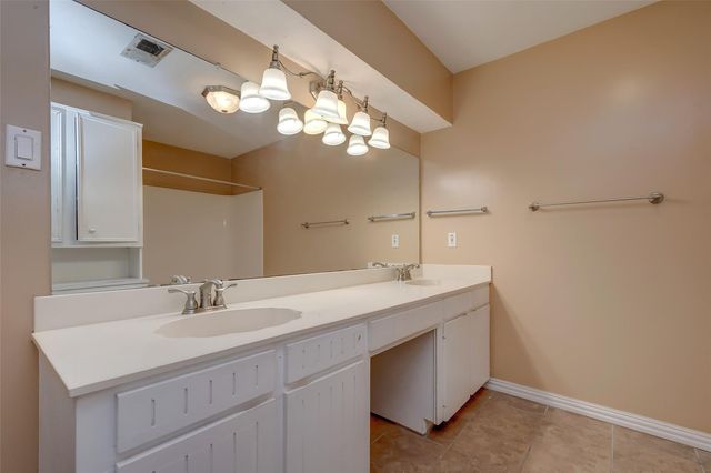 6030 Gallant Forest Drive, Houston, TX 77088
