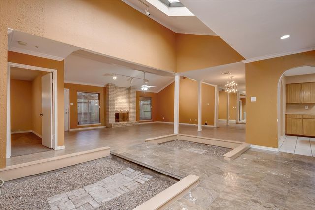 6030 Gallant Forest Drive, Houston, TX 77088