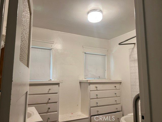 1763 W 42nd, Los Angeles, CA 90062