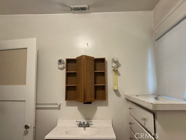 1763 W 42nd, Los Angeles, CA 90062