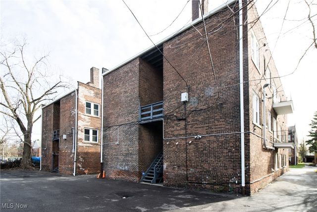 3296-3300 E 149th Street, Cleveland, OH 44120