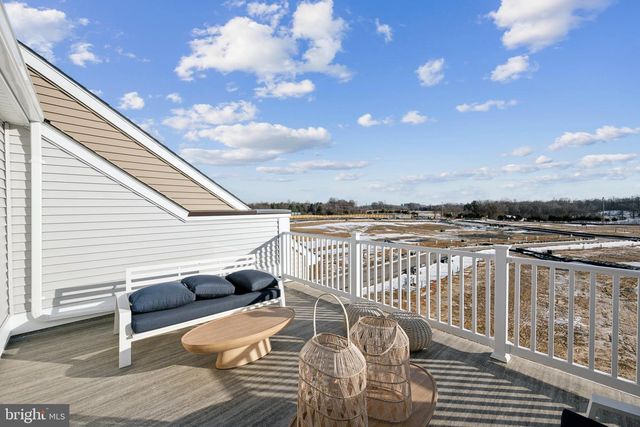 10976 PINNACLE GREEN RD, Upper Marlboro, MD 20774