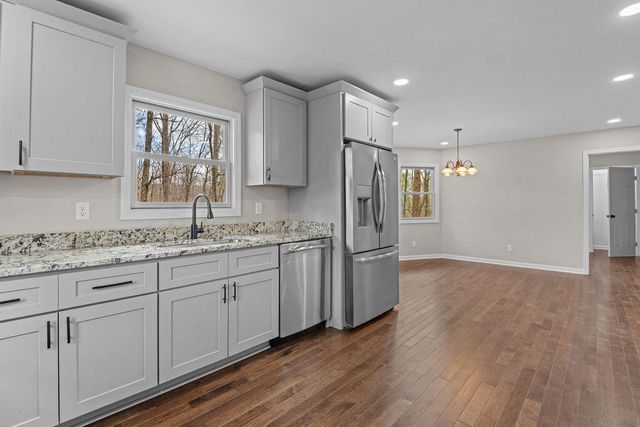 43 Miller Cove Circle, Signal Mountain, TN 37377