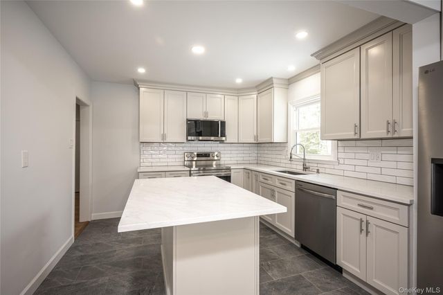 47 Stormytown Road, Ossining, NY 10562