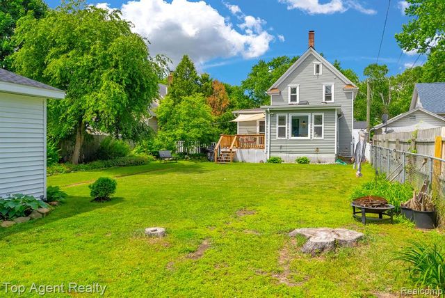 2714 Stone Street, Port Huron, MI 48060