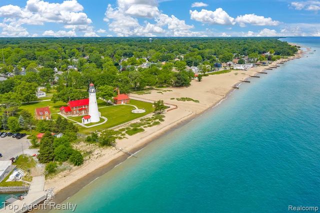 2714 Stone Street, Port Huron, MI 48060